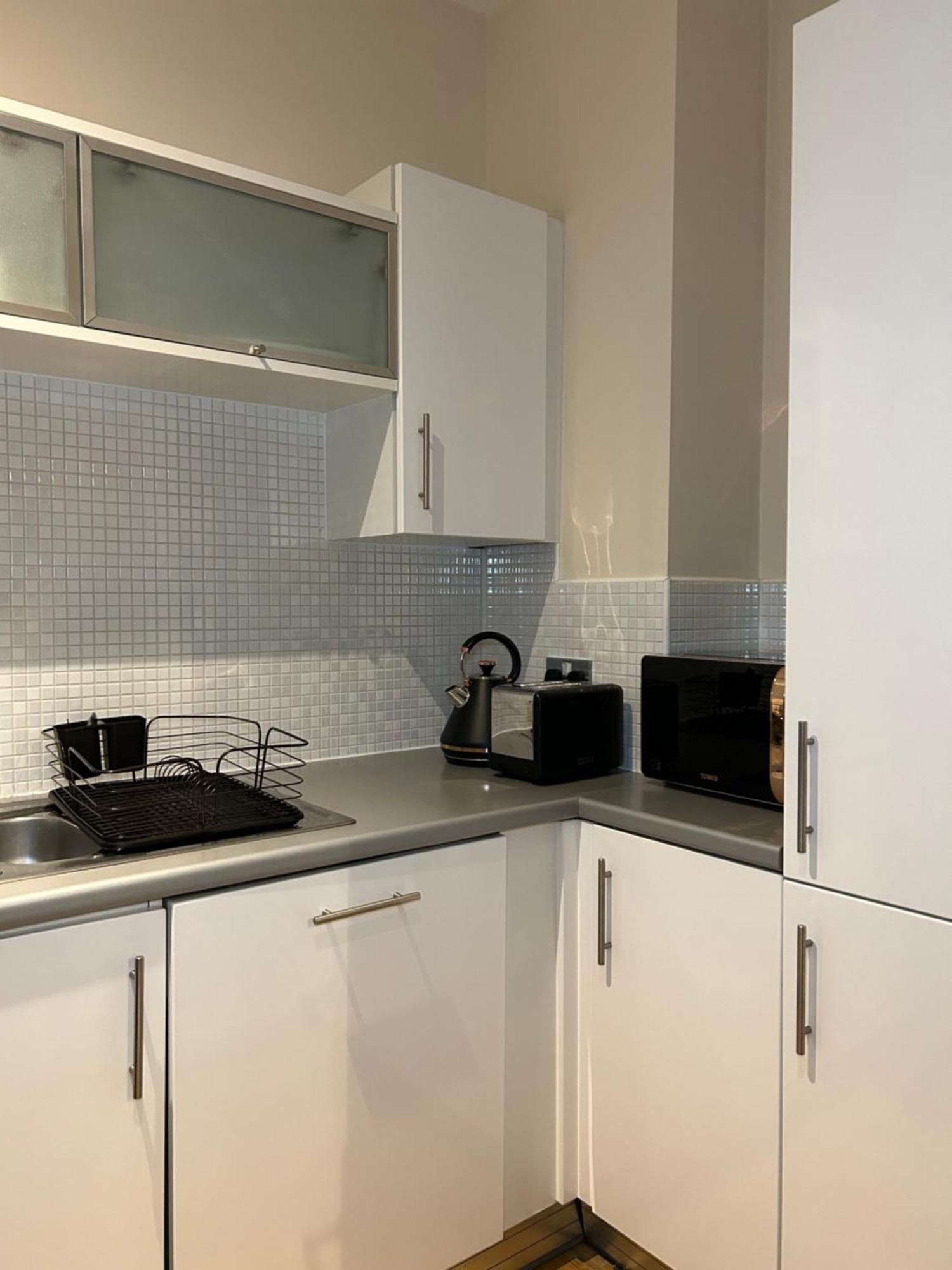 Central Birmingham City Apartment -Smart Tv - Free Parking Onsite Dış mekan fotoğraf